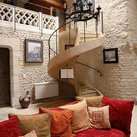 Le Clos De L'eglise Bed & Breakfast *