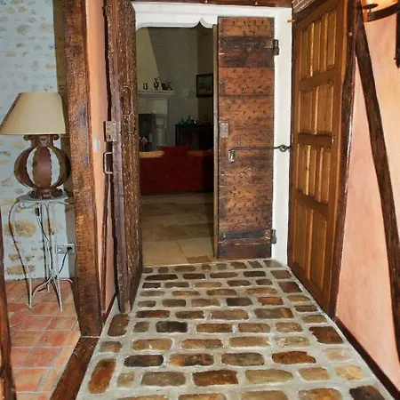Le Clos De L'eglise Bed & Breakfast *
